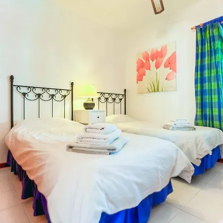 Amapola Villa *